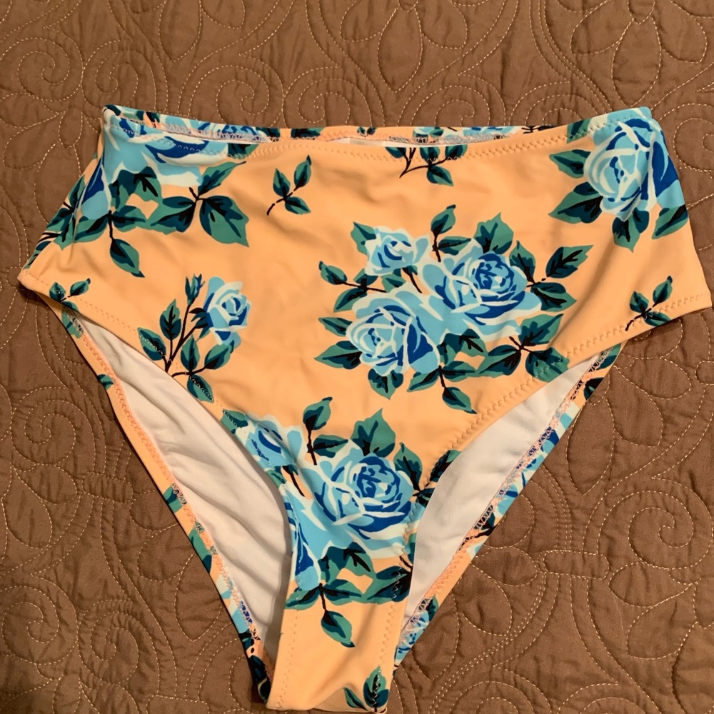 Cupshe high waist bottoms